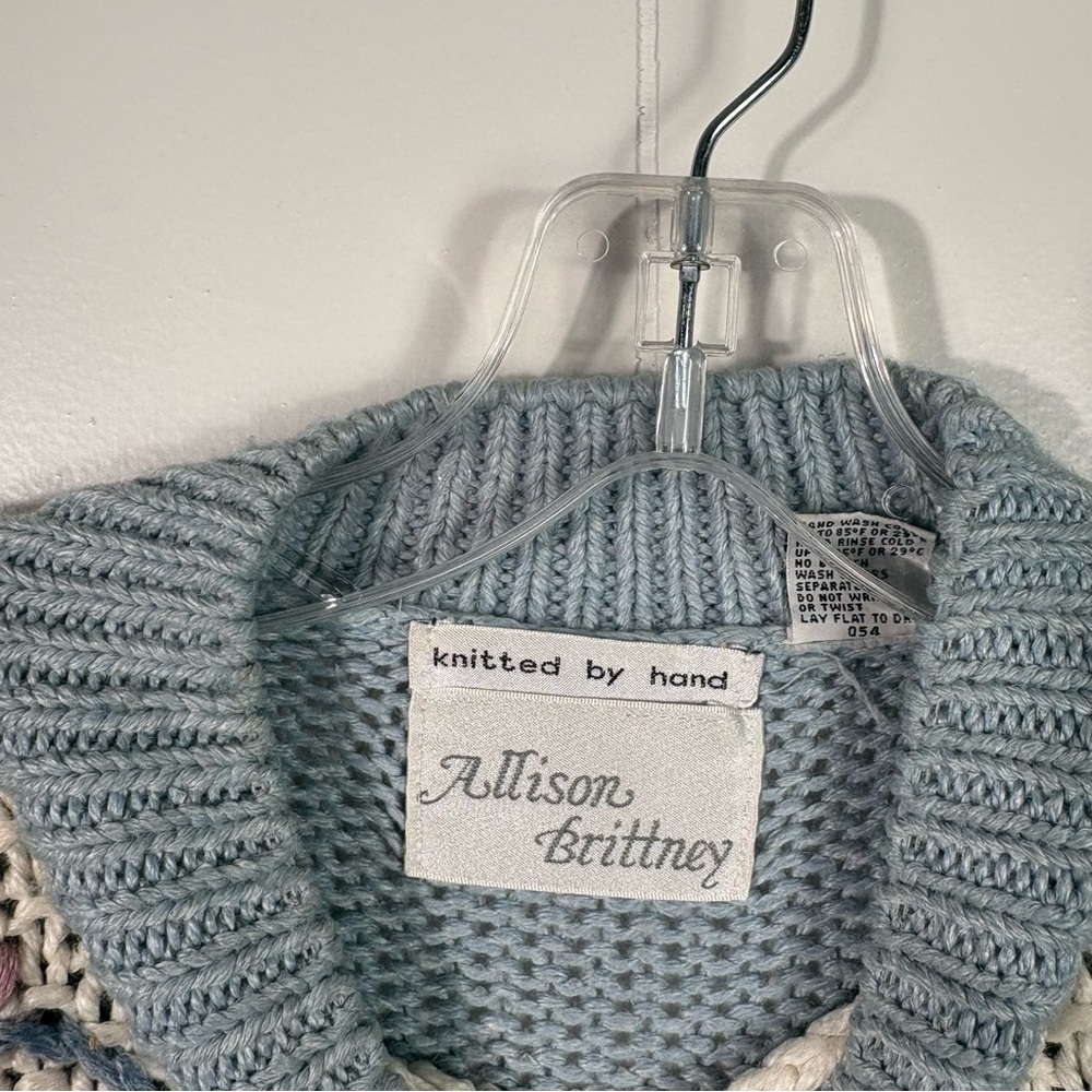 Vintage 80s Knitted By Hand Allison Brittney Blue Heart Design Fringe Sweater S - Picture 5 of 8